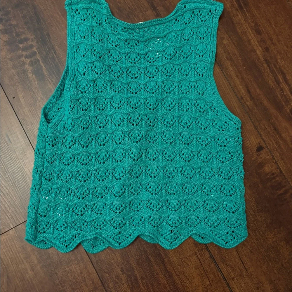 Altar'd State Kelly Green Crocheted Tie Top - Picture 4 of 4